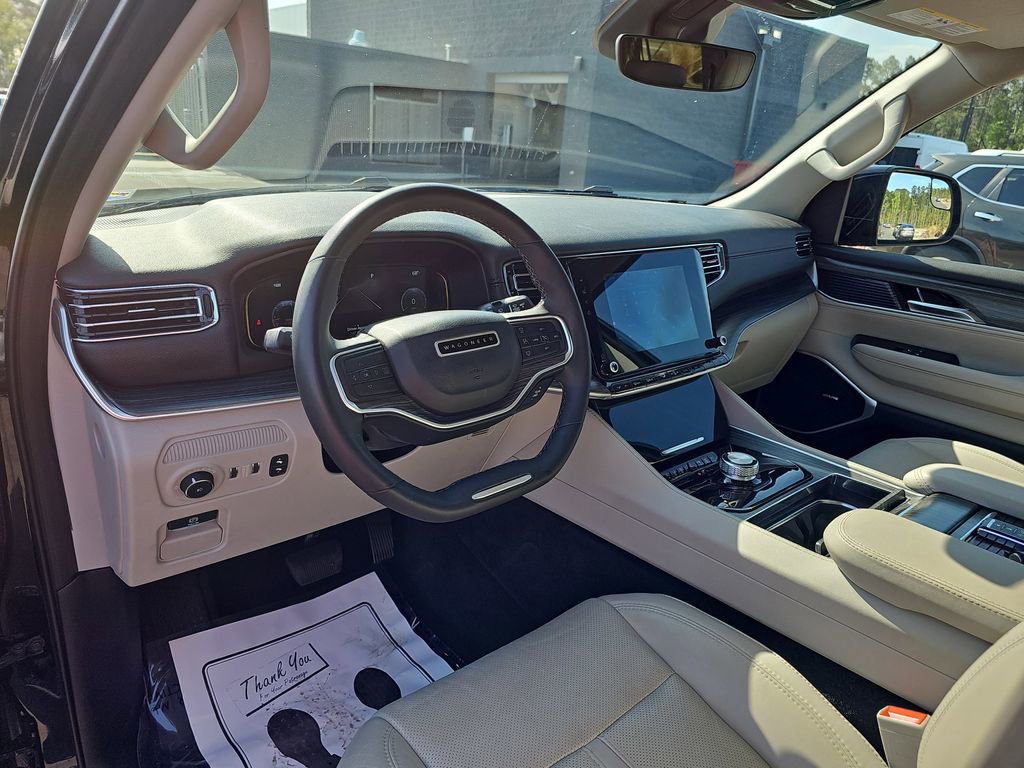 Used 2023 Jeep Wagoneer L Series III image 21