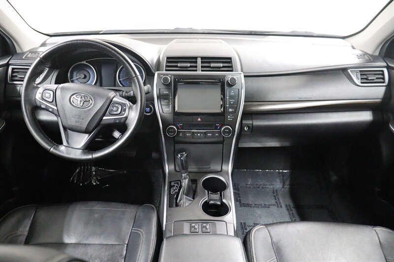 Used 2015 Toyota Camry XLE FWD image 7