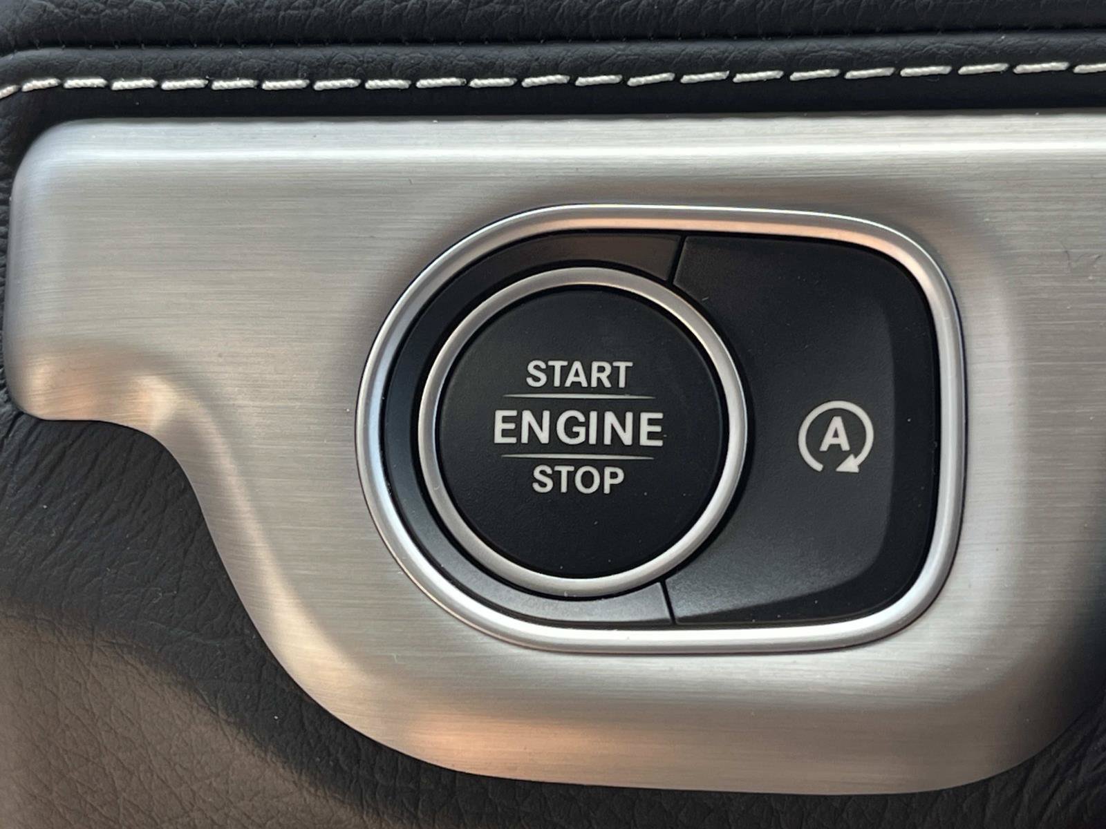 Certified 2025 Mercedes-Benz G 63 AMG 4MATIC image 38