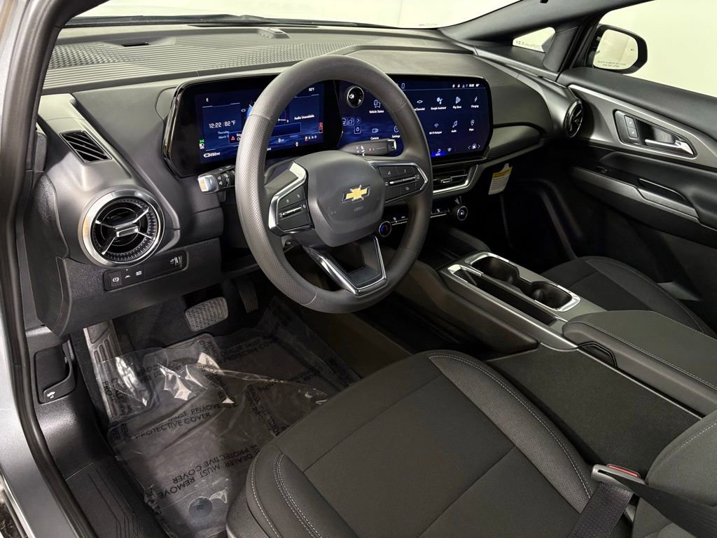 Used 2026 Chevrolet Equinox EV LT image 21