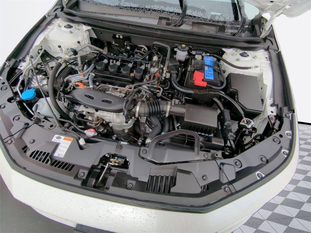 Used 2025 Honda Accord SE image 30
