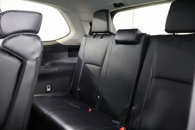 Used 2024 Toyota Grand Highlander Limited image 29