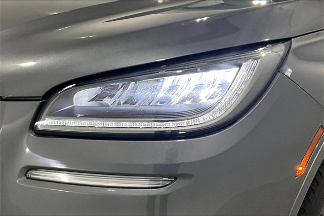 Used 2021 Lincoln Corsair Reserve w/ Equipment Group 201A image 34