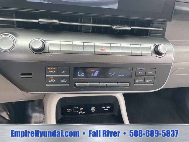 Used 2025 Hyundai Kona SEL FWD image 23