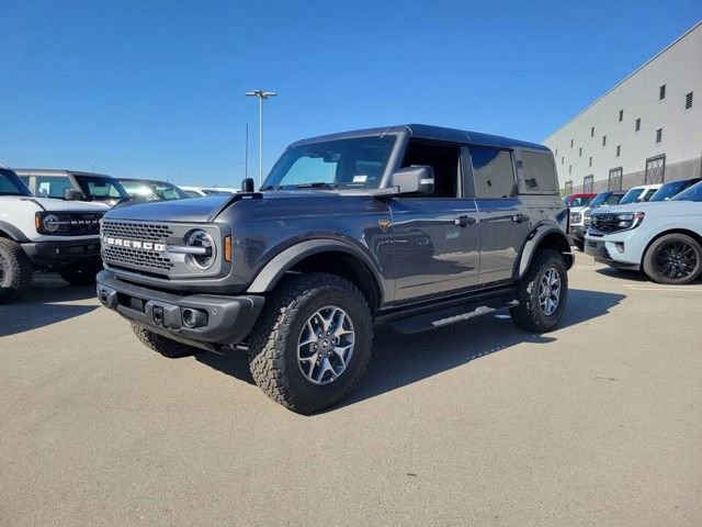 New 2025 Ford Bronco Badlands image 2