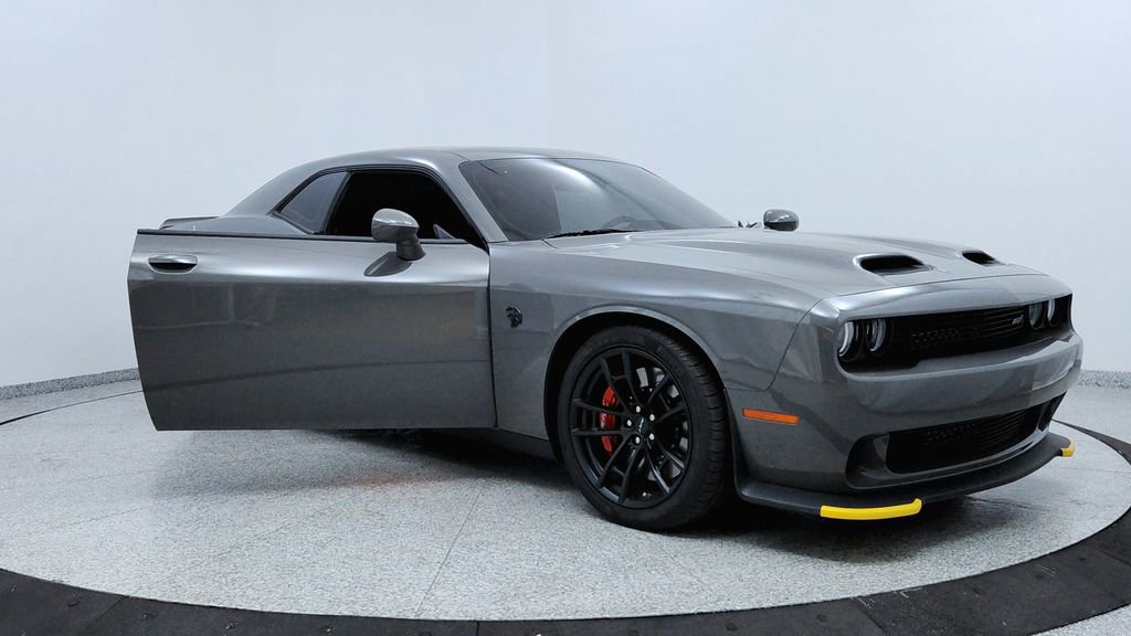 Used 2023 Dodge Challenger SRT Hellcat Redeye w/ Quick Order Package 27M image 12