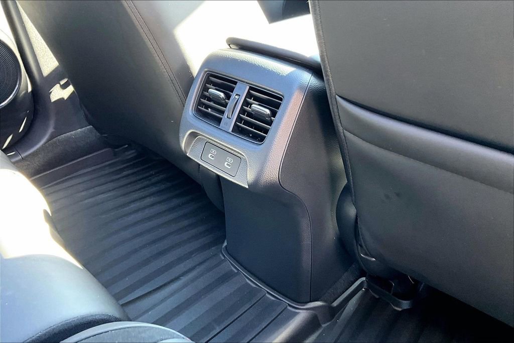 Used 2025 Acura ADX A-Spec image 32