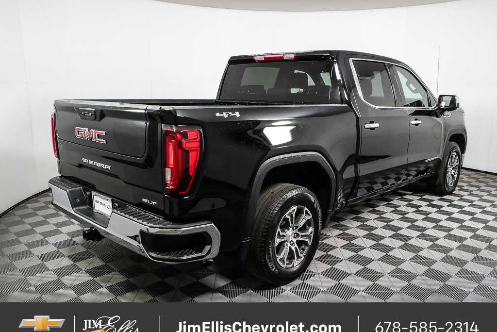 Certified 2025 GMC Sierra 1500 SLT AWD/4WD image 3