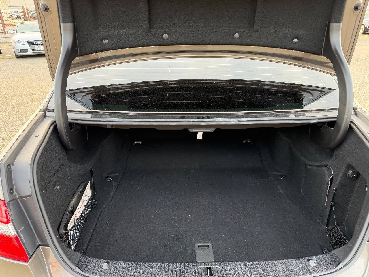 Used 2012 Mercedes-Benz E 350 BlueTEC Sedan image 19