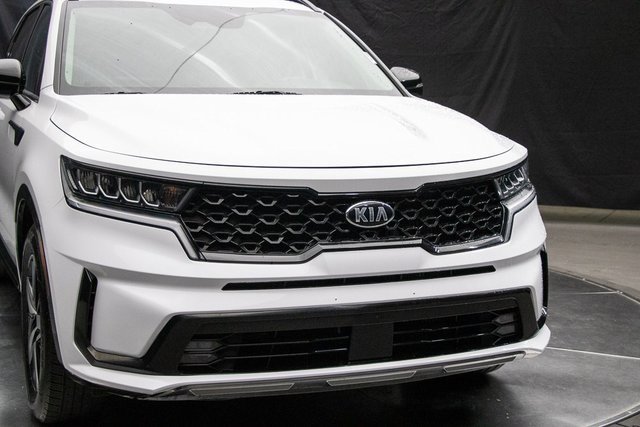 Used 2021 Kia Sorento EX image 3
