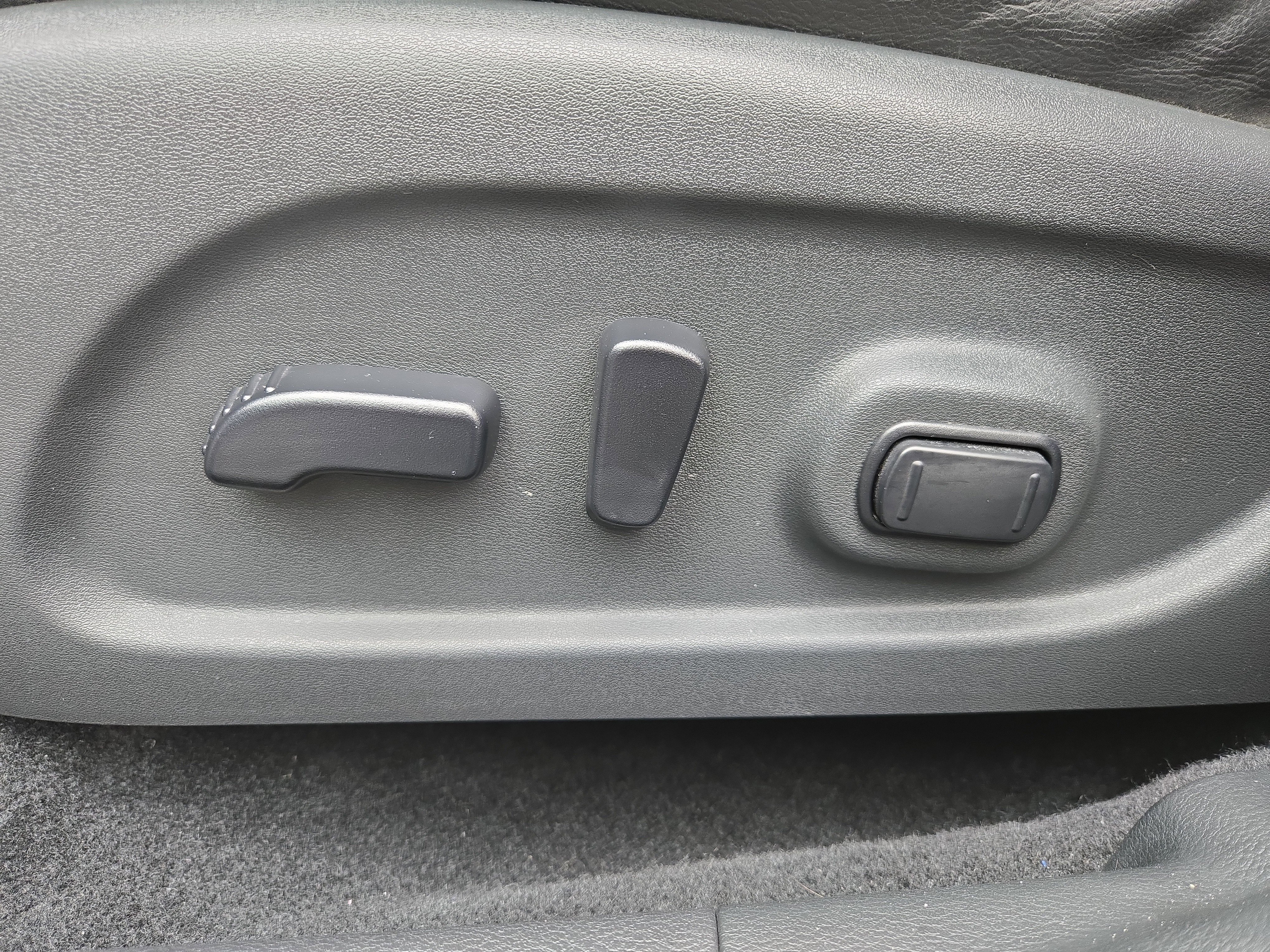 Used 2023 Nissan Murano SL w/ Cargo Package image 13