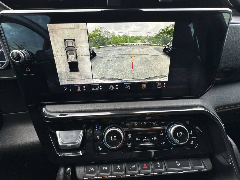 Used 2024 GMC Sierra 1500 AT4 w/ Technology Package AWD/4WD image 43