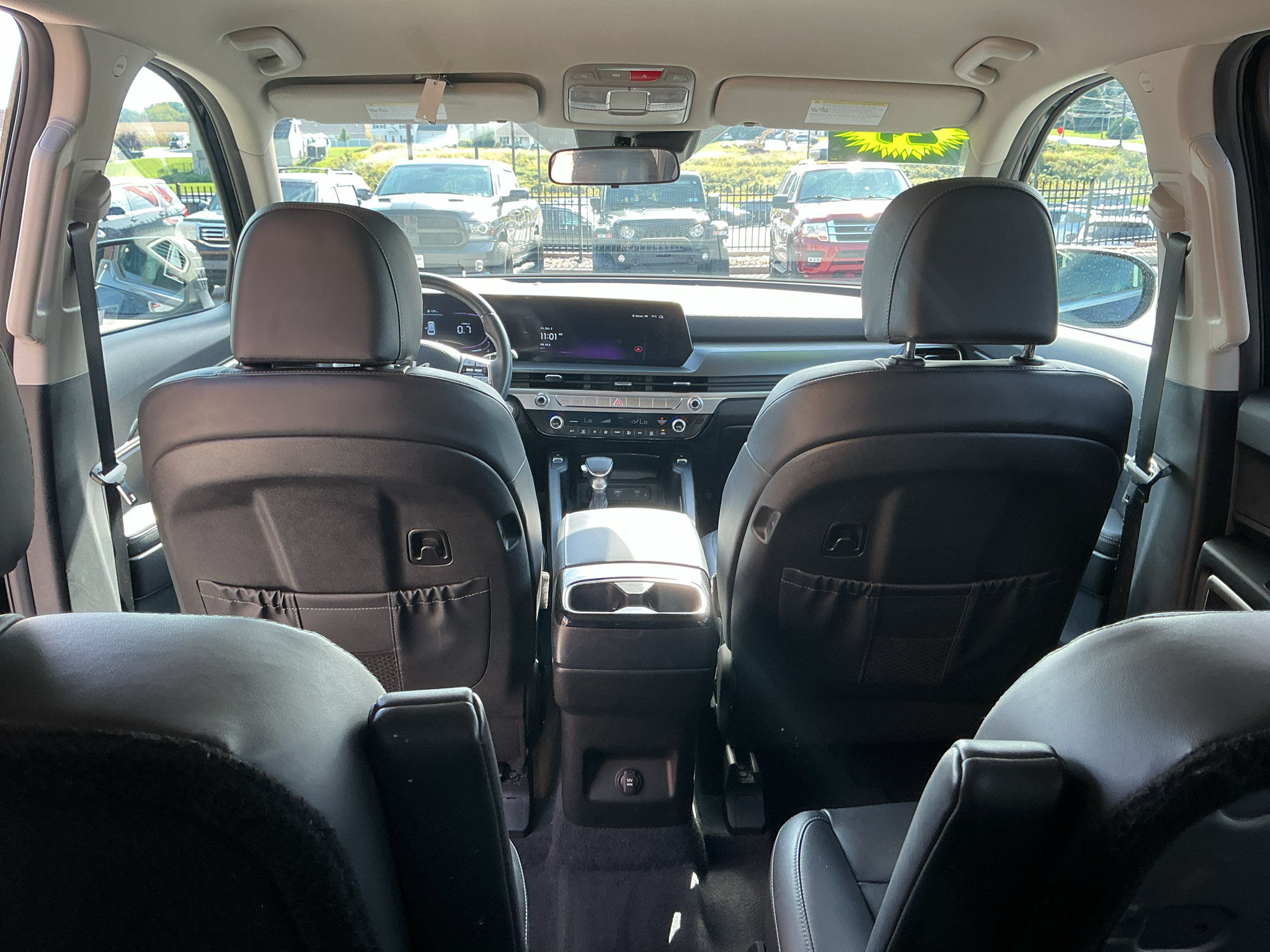 Used 2024 Kia Telluride S AWD/4WD image 19