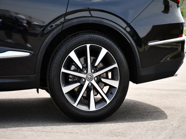 Certified 2026 Acura MDX FWD w/ Technology Package image 11