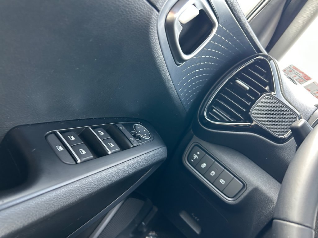 Used 2023 Kia Soul EX FWD image 22