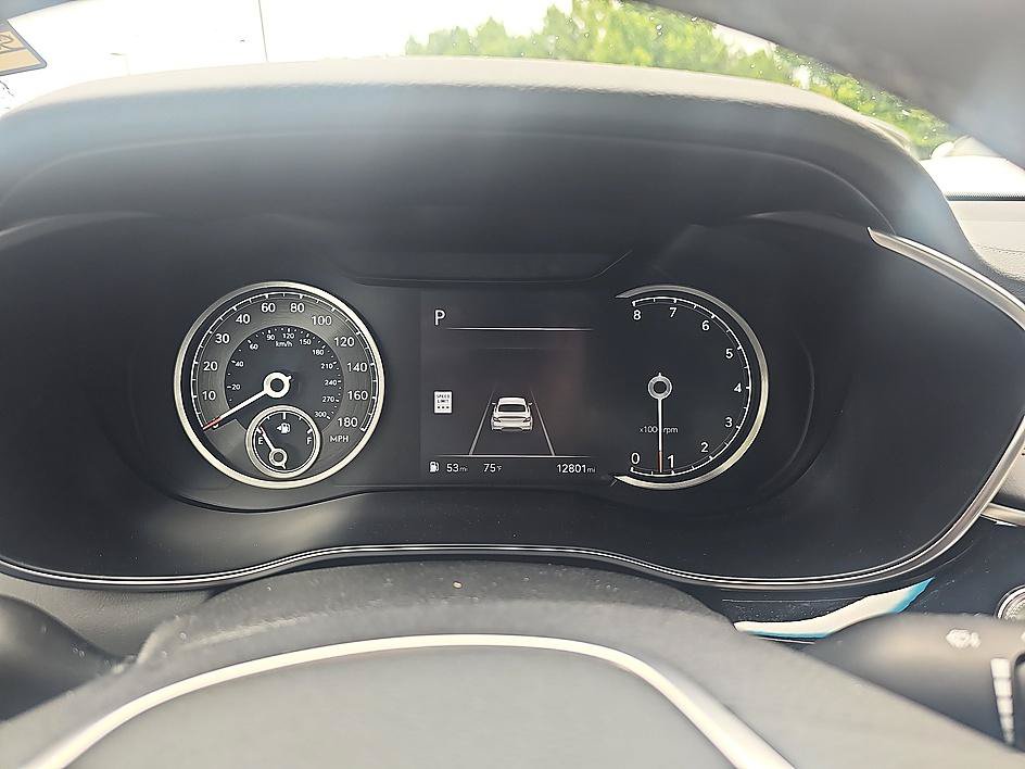 Used 2025 Genesis G70 2.5T w/ Sport Prestige Package RWD image 18
