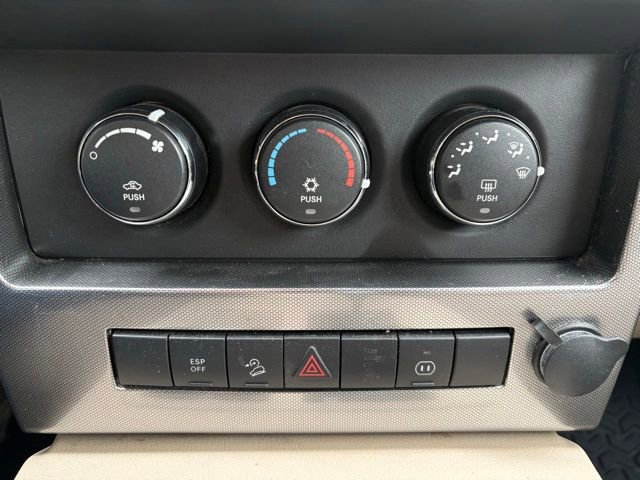 Used 2009 Jeep Liberty Sport w/ Popular Equipment Group AWD/4WD image 22