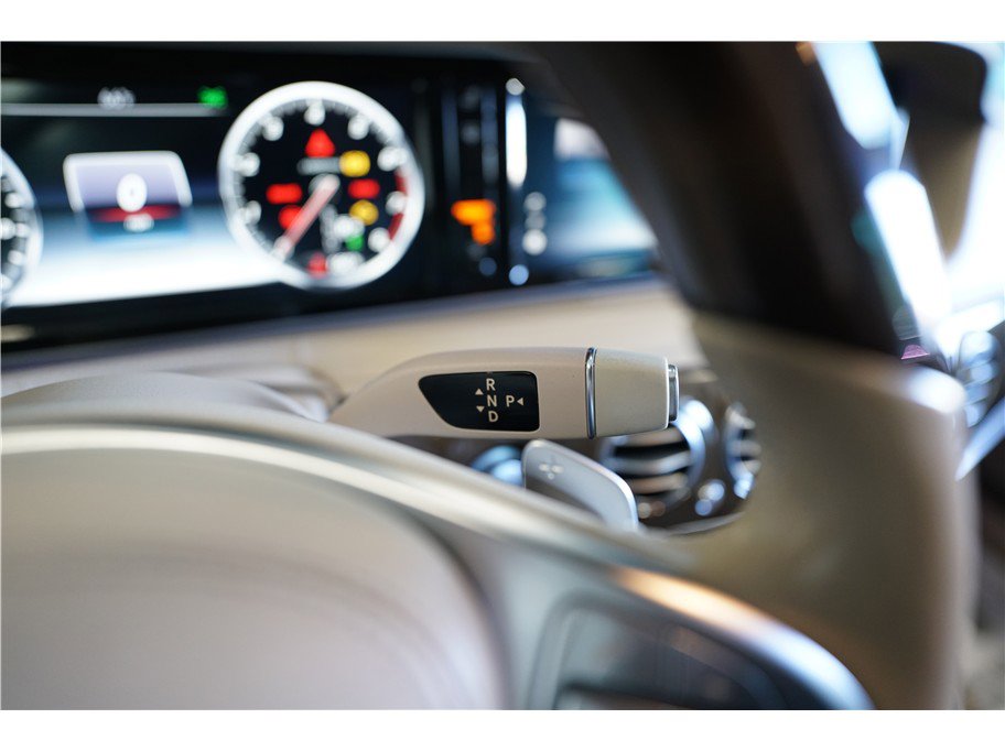 Used 2015 Mercedes-Benz S 550 Sedan image 30