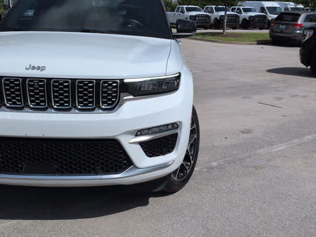 Used 2023 Jeep Grand Cherokee Summit AWD/4WD image 11