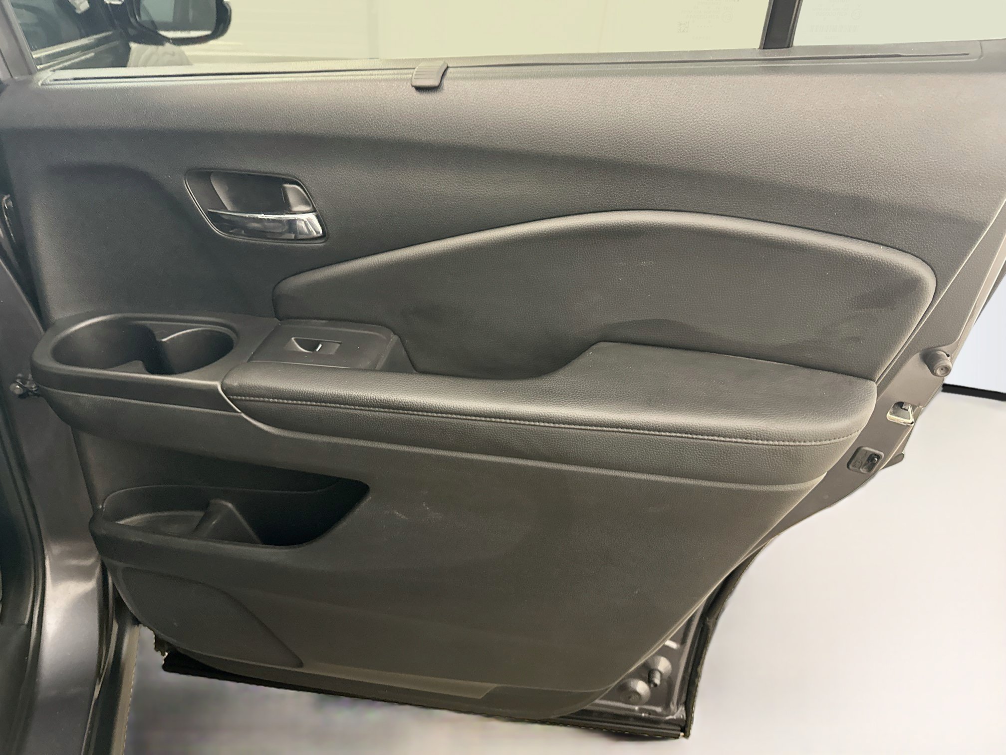 Used 2019 Honda Pilot LX image 34