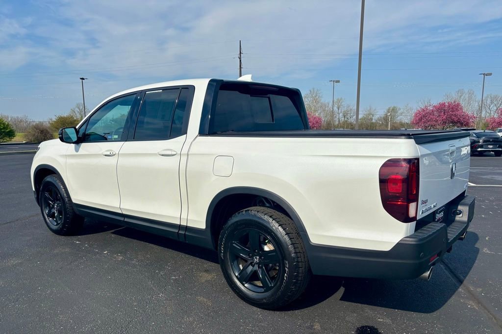Used 2023 Honda Ridgeline Black Edition image 4