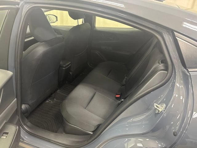 Used 2025 Toyota Prius LE FWD image 17
