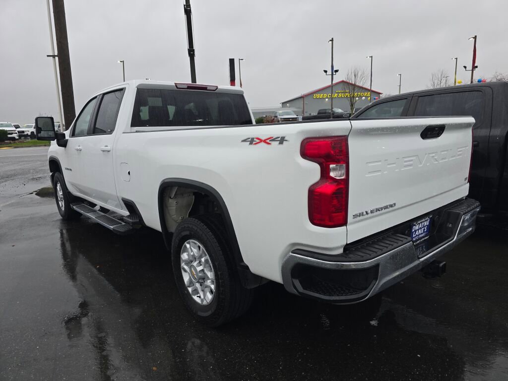Used 2024 Chevrolet Silverado 3500 LT image 7