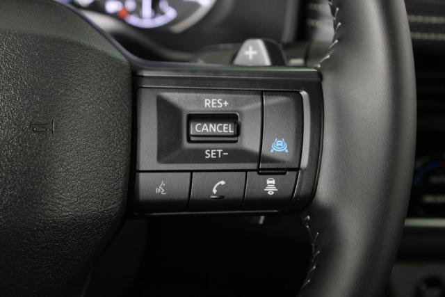 Certified 2025 Nissan Rogue SV image 26