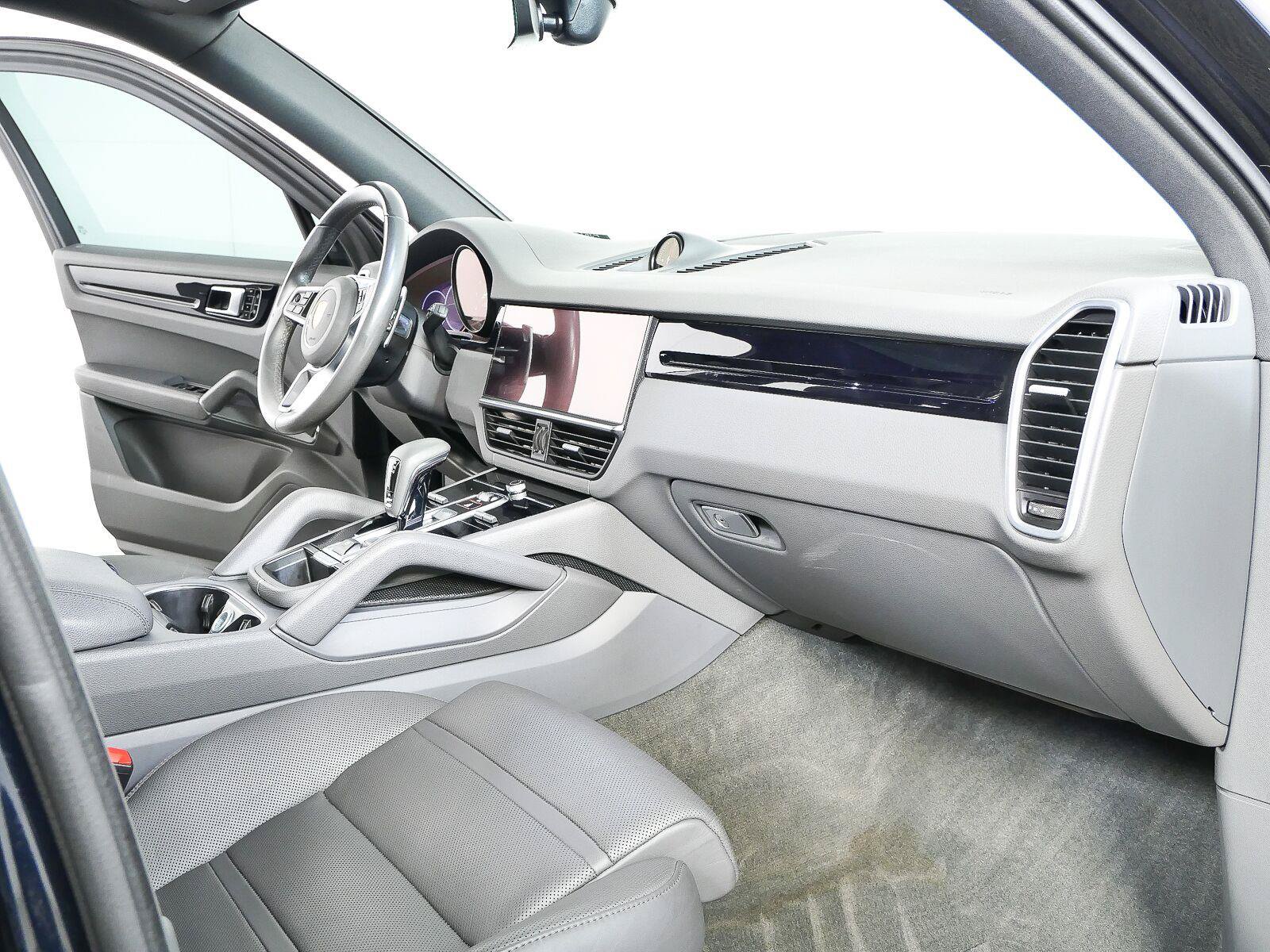 Certified 2021 Porsche Cayenne AWD/4WD image 26