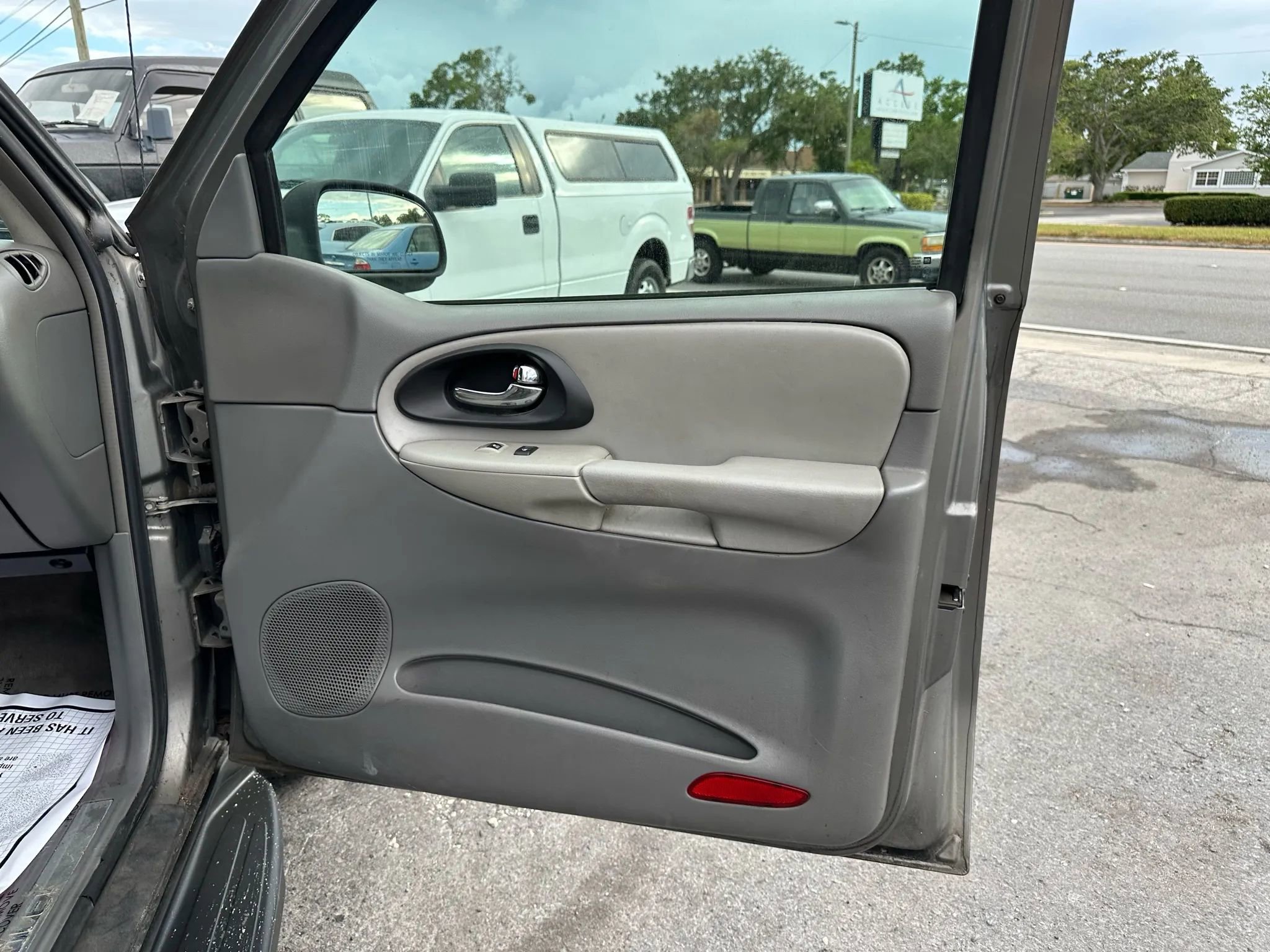 Used 2006 Chevrolet TrailBlazer LS w/ LS Preferred Equipment Group image 9