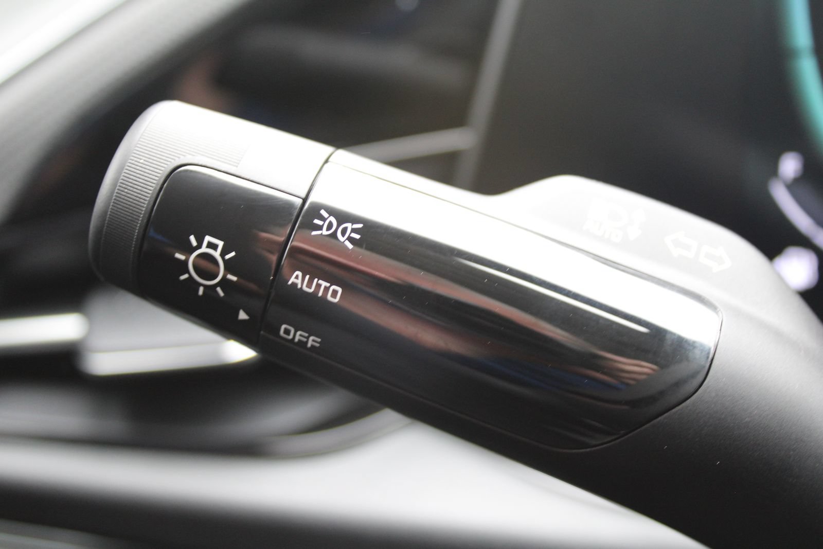 New 2026 Kia Niro EX FWD image 24