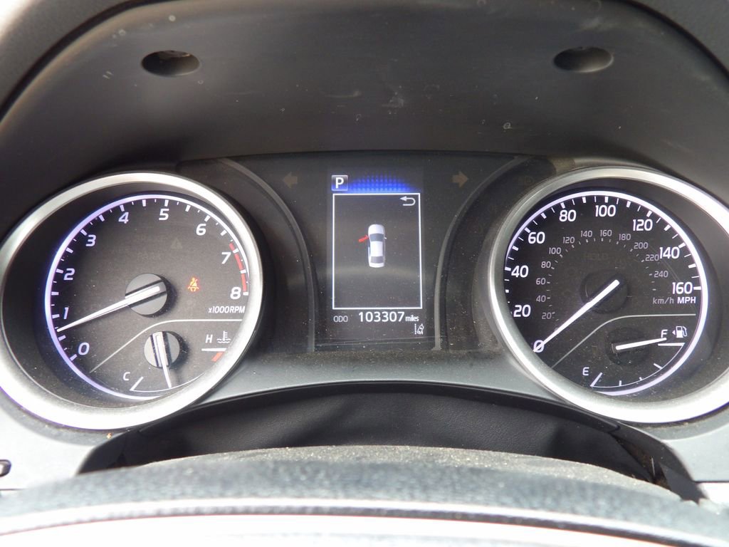 Used 2021 Toyota Camry LE FWD image 13