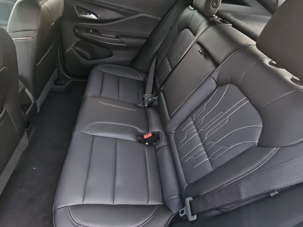 New 2026 Buick Envista Avenir image 6