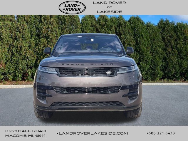 Used 2023 Land Rover Range Rover Sport SE AWD/4WD image 2
