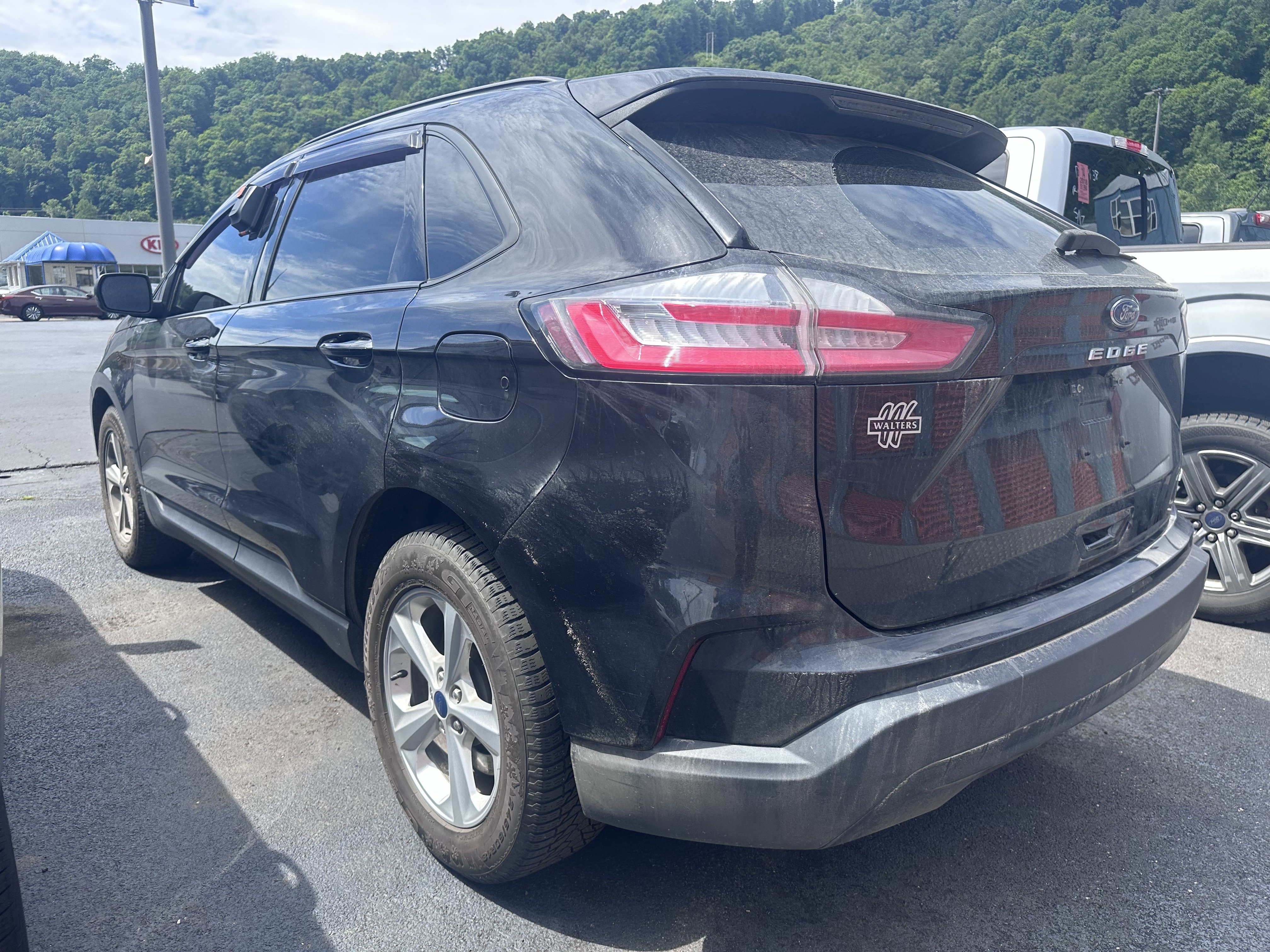 Used 2022 Ford Edge SE AWD/4WD image 4