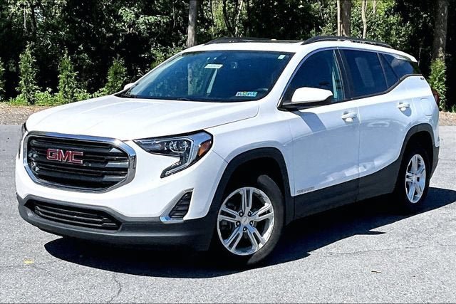 Used 2021 GMC Terrain SLE w/ Driver Convenience Package AWD/4WD image 1