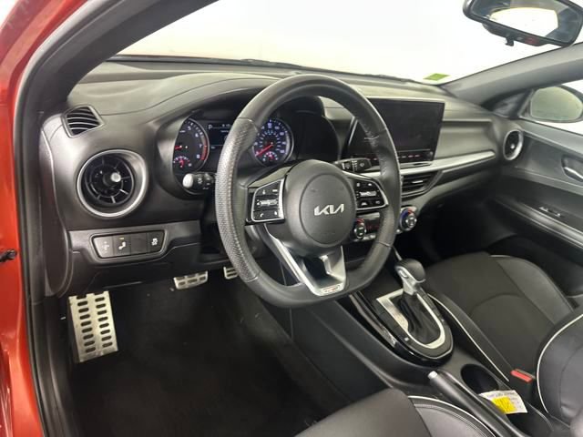 Used 2023 Kia Forte GT-Line image 13