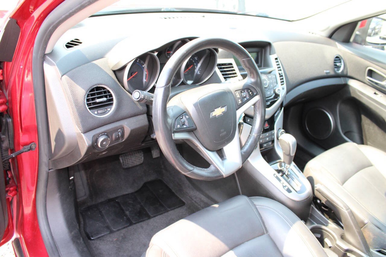 Used 2011 Chevrolet Cruze LT FWD image 13