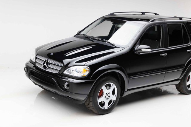 Used 2002 Mercedes-Benz ML 55 AMG 4MATIC image 25