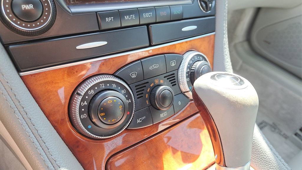 Used 2005 Mercedes-Benz SL 500 SL 500 image 29