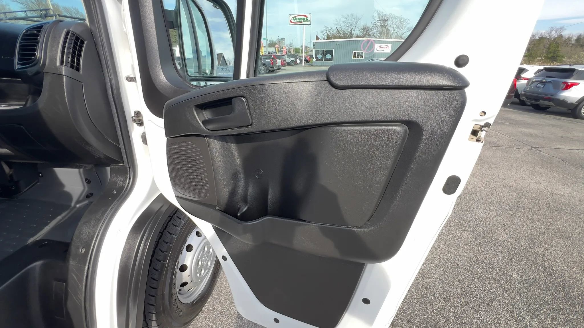 Used 2023 RAM ProMaster 2500 FWD image 20