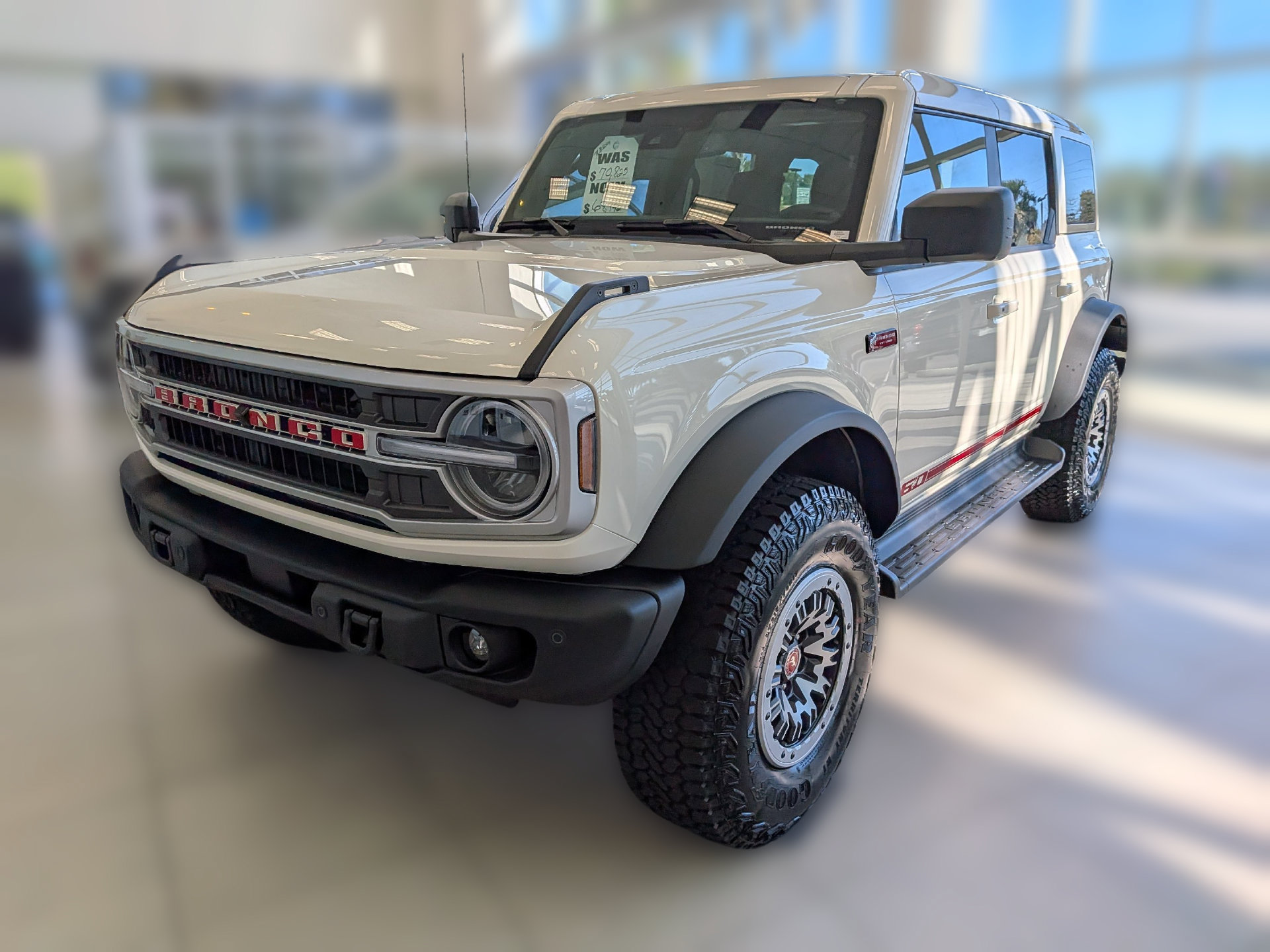 New 2026 Ford Bronco Outer Banks w/ Sasquatch Package AWD/4WD image 8
