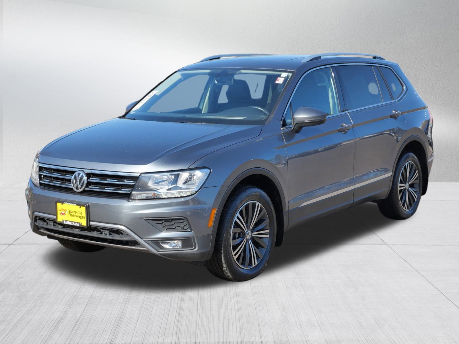 Used 2019 Volkswagen Tiguan SEL image 3