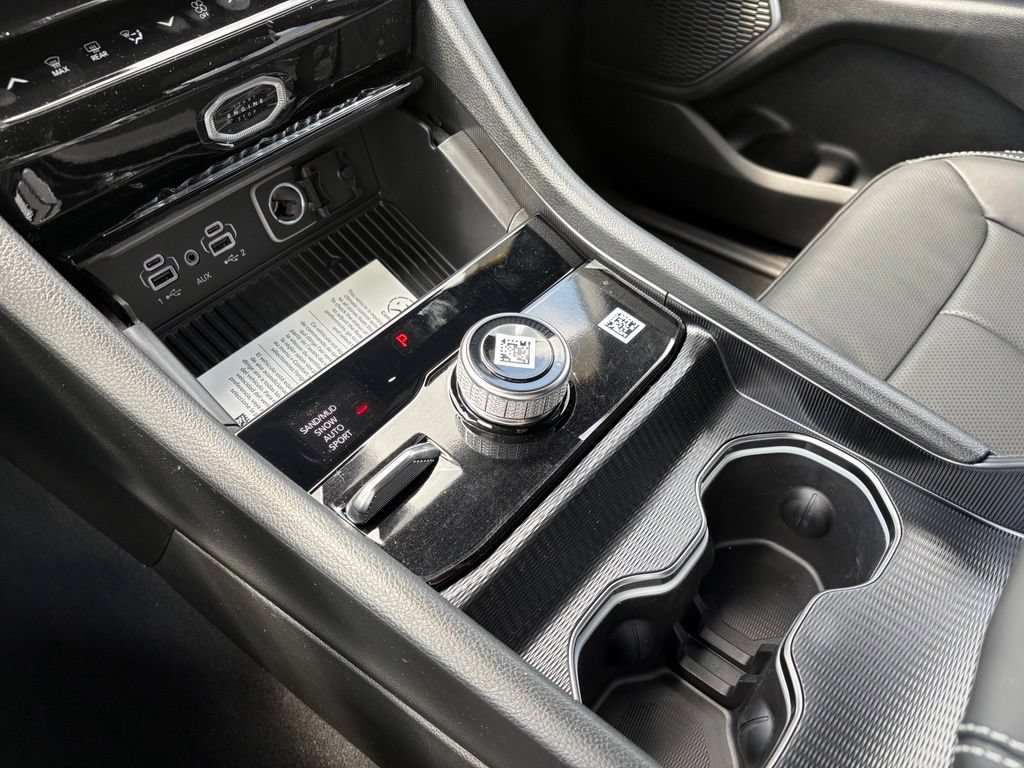 New 2026 Jeep Grand Cherokee L Limited AWD/4WD image 18