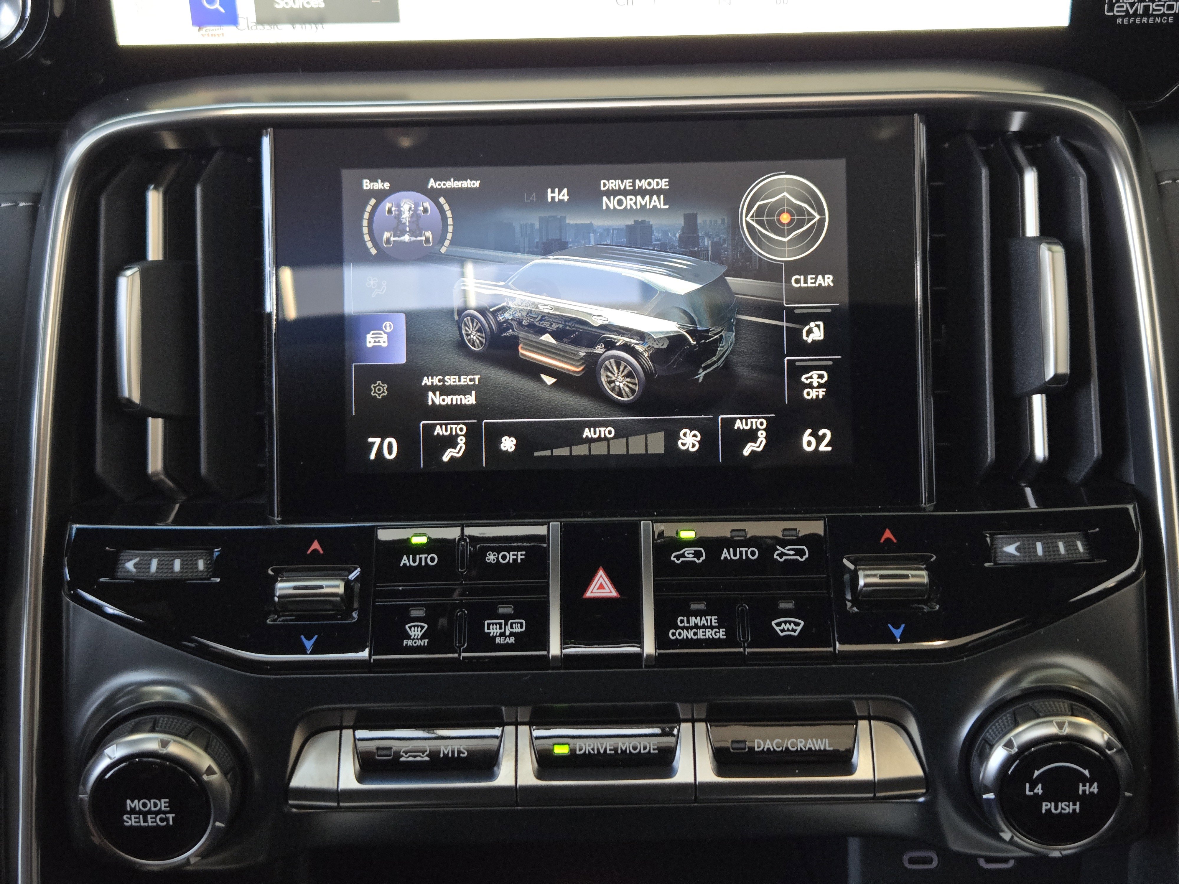 New 2026 Lexus LX 700h Luxury w/ Appearance Package AWD/4WD image 13