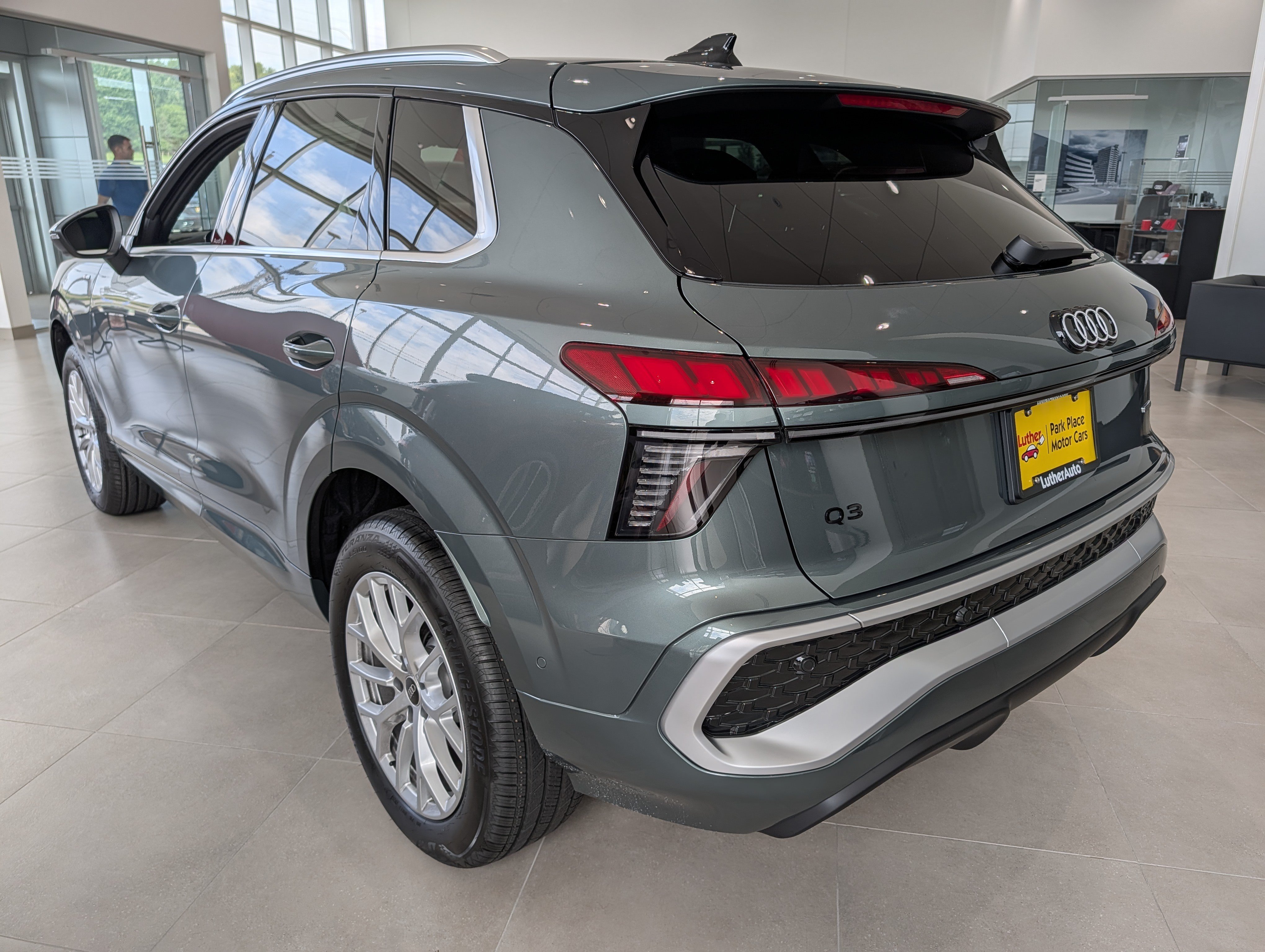 New 2026 Audi Q3 quattro 2.0T AWD/4WD image 3