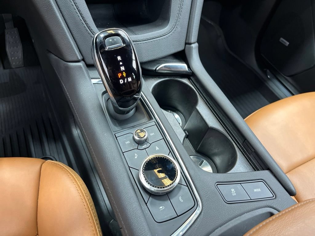 Used 2025 Cadillac XT5 Premium Luxury w/ LPO, Floor Liner Package FWD image 27