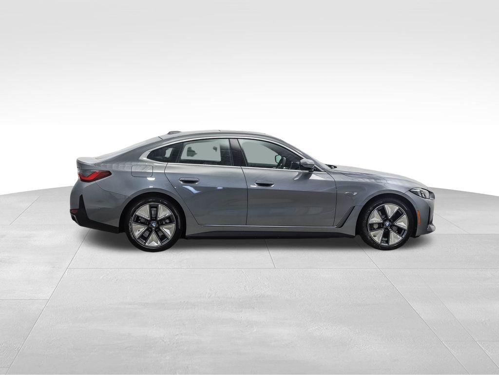 New 2026 BMW i4 xDrive40i w/ Parking Assistance Package image 6