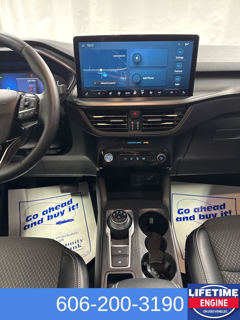 Used 2024 Ford Escape SE image 25