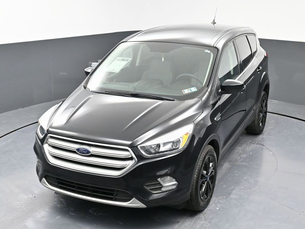 Used 2019 Ford Escape SE image 42